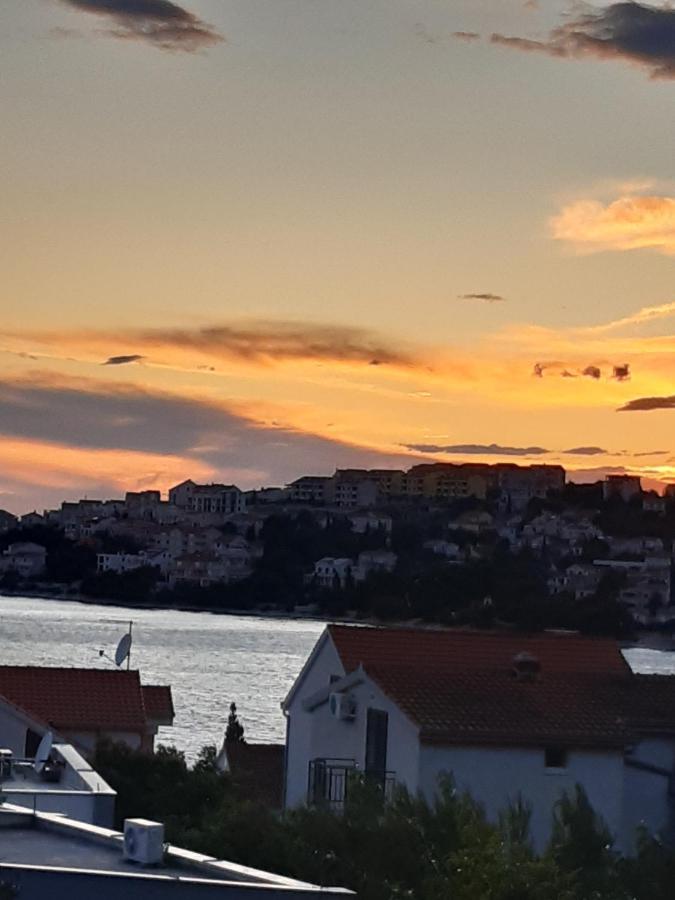 Varazdinci Rogoznica  Bagian luar foto